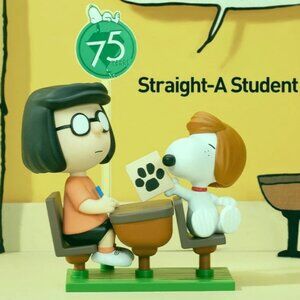 PEANUTS 75th Anniversary Snoopy Comic Life - STRAIGHT A STUDENT -  POPMART